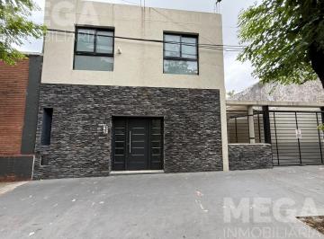 Oficina comercial · 200m² · 5 Ambientes · Casa Oficina