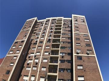Departamento · 82m² · 4 Ambientes · 1 Cochera · Departamento 3 Dorm. - Constitución, Capital Federal