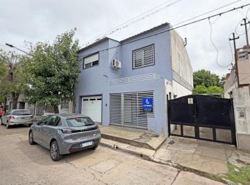 Casa · 175m² · 3 Dormitorios · 1 Cochera · Casa en Venta