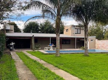 Casa de 3 ambientes, La Plata · Casa en Venta
