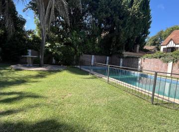 Casa · 450m² · 6 Dormitorios · 4 Cocheras · Alquiler en La Horqueta, a Unas Cuadras del Colegio.