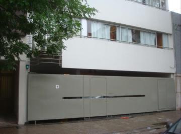 Garage · Cochera Descubierta en Alquiler