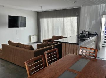 Casa · 180m² · 4 Ambientes · 2 Cocheras · Alquiler Amoblado, Duplex 3 Dorm, Lomas de Manantiales