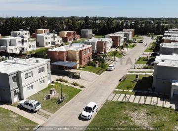 Casa · 86m² · 4 Ambientes · Casa en Venta en Casas de Santa Ana, Villanueva, Tigre, Plan Adjudicado