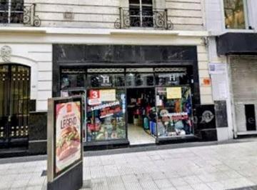 Local comercial · 198m² · Local en Alquiler en Av Santa Fe. Recoleta