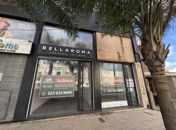 Local comercial · 160m² · Local Comercial en Excelente Ubicacion de Guemes