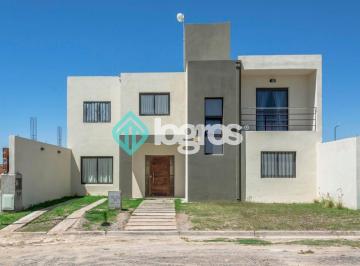 Casa de 5 ambientes, Salta · Muy Linda Casa en Venta – Via Aurelia – Salta
