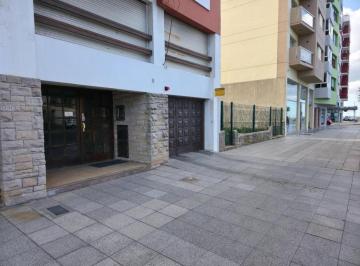 Garage · 16m² · 1 Cochera · Venta. Cochera. Zona La Perla