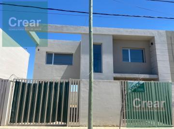 Casa · 98m² · 4 Ambientes · 1 Cochera · Casa en Neuquen