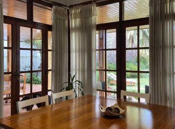 Casa · 222m² · 7 Ambientes · 2 Cocheras · Casa - Av Alvear de Pirovano Al 148 - Pirovano - Bolivar