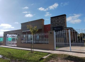 Quinta vacacional · 108m² · 3 Ambientes · 1 Cochera · Quinta en Venta - 1 Dormitorio 3 Baños - 875 m² - Tandil