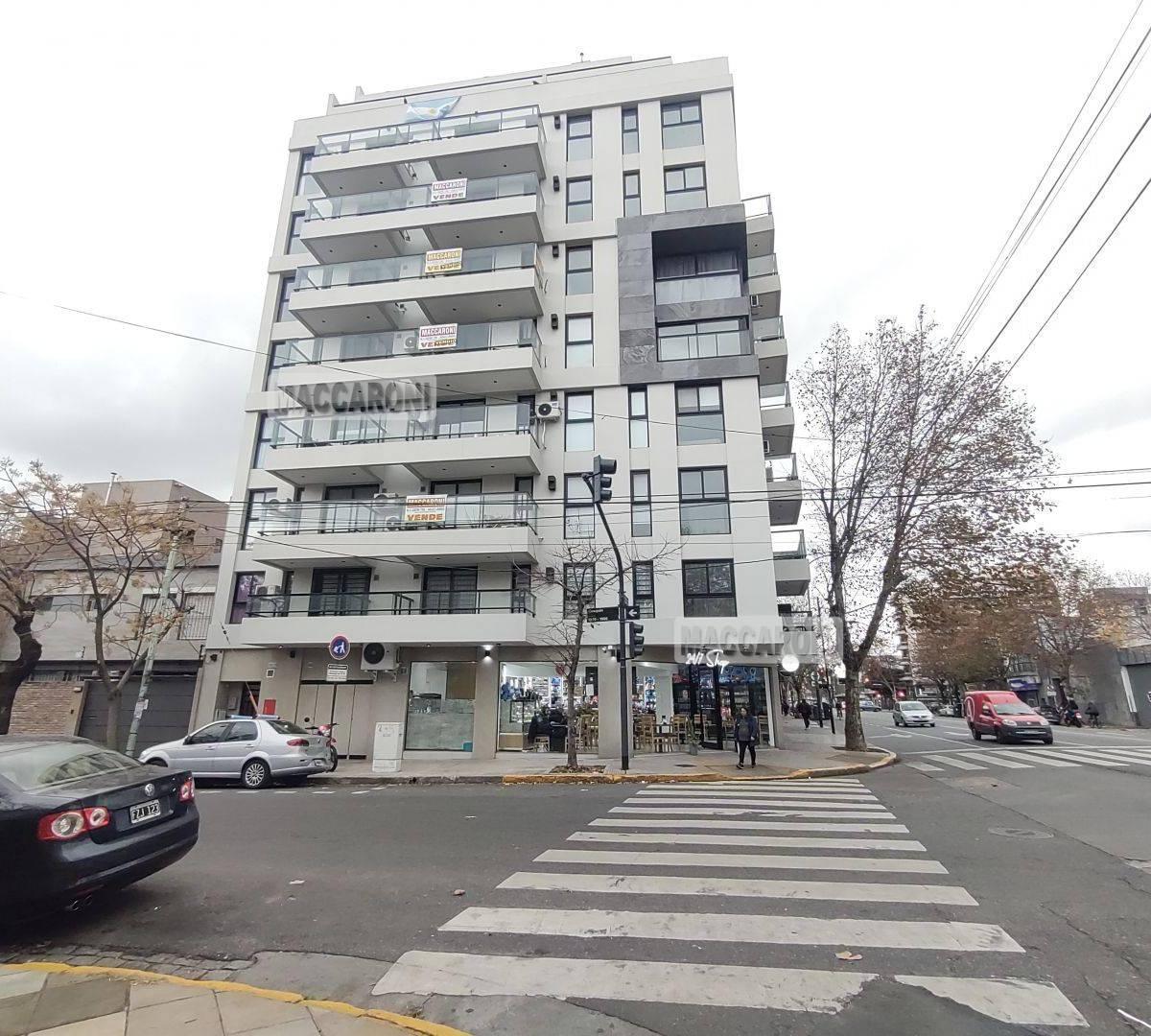 ALBERDI 6797. Entre Esquina y Av Alberdi J.b