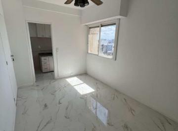 Departamento de 2 ambientes, Flores · 2 Ambientes Súper Luminoso y Actualizado | Vista Abierta | Listo Para Vivir