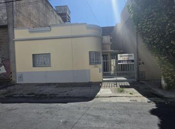 GIG-GIG-5186_2 · Casa 4 Ambientes. | Darragueira Al 600