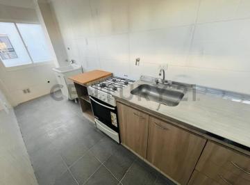 Departamento de 1 ambiente, Caballito · Monoambiente Semipiso con Balcón y Parrilla Caballito