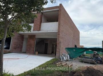 Terreno · 180m² · Medio Lote en Venta en La Luisita