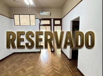 Departamento · 47m² · 3 Ambientes · Venta Departamento de 3 Ambientes Al Frente, con 50 m² Bien Distribuidos, San Telmo.