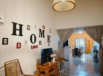Casa · 150m² · 3 Ambientes · 1 Cochera · Casa en Bahia Blanca