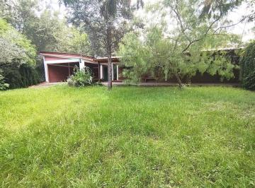 Casa · 70m² · 3 Ambientes · 2 Cocheras · Alq. Exc Casa 2 Dor. Amoblada Villa Los Aromos!