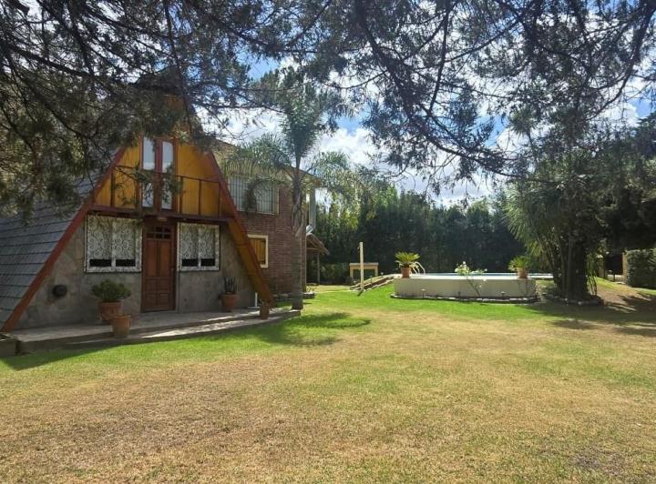 Casa · 142m² · 2 Ambientes · 1 Cochera