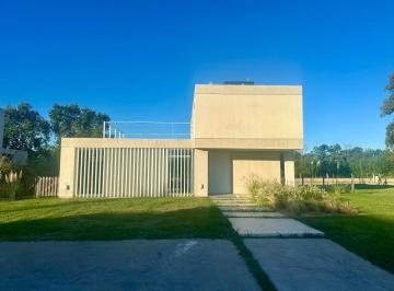 Casa de 5 ambientes, Berazategui · Casa Estilo Moderna - a Estrenar - Greenville - Venta o Alquiler