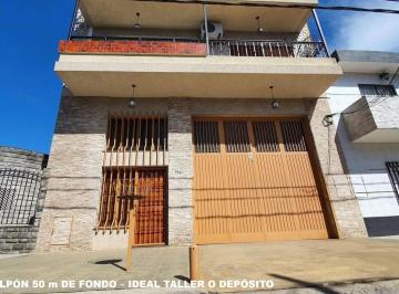 Casa de 4 ambientes, La Matanza · Casa 2 Plantas + Gran Galpón 50 m Ideal Taller o Depósito - Dueño