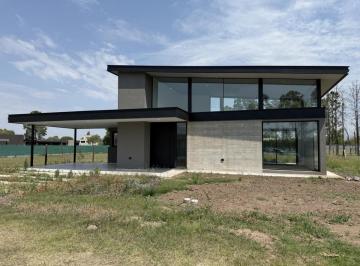 Casa de 3 ambientes, Villa Allende · Casa a La Venta Chacras de La Villa