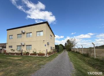 Casa · 100m² · 5 Ambientes · Casa en Venta - 3 Dorm. 2 Baños - La Plata