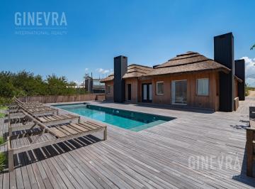 Casa · 433m² · 5 Ambientes · Casa en José Ignacio a m del Mar | 4 Suites Pileta Parrillero
