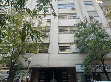 Departamento · 123m² · 4 Ambientes · Venta Departamento de Categoría a Reciclar en Edificio Bardin - 4 Ambientes - Excelente Planta