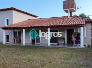 Casa de 6 ambientes, Salta · Casa en Venta – Apta Crédito – Barrio Privado Los Olmos – Salta