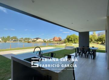 Casa · 168m² · 4 Ambientes · 4 Cocheras · Venta Casa a La Laguna Lagos de San Eliseo