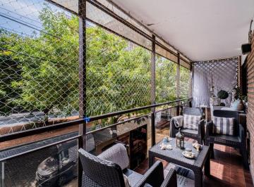 Departamento de 4 ambientes, Colegiales · Venta - Belgrano R / Colegiales - 4amb con Dependencia - Cochera