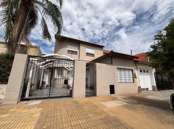 Casa de 5 ambientes, Quilmes · Casa en Venta en Bernal - Apto Crédito!