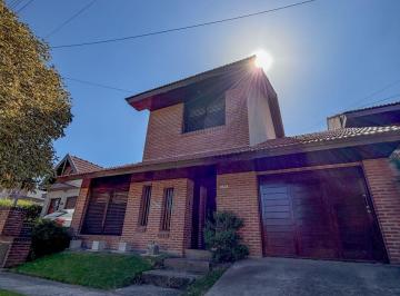 Casa · 288m² · 4 Ambientes · 2 Cocheras · Casa - Las Colinas P. Ramos