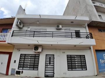 Casa · 180m² · 3 Ambientes · Casa en Venta - 2 Dorm. 1 Baño - Villa Celina