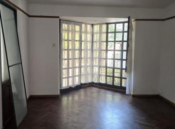 Casa · 291m² · 10 Ambientes · 2 Cocheras · Casa 5 Dorm. Parque Capital