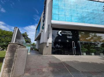 Oficina comercial de 3 ambientes, Córdoba · Alquiler Oficina con Cochera en Village Plaza Frente Mujer Urbana Av R. Nuñez y Lapace