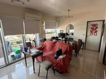 Departamento · 45m² · 2 Ambientes · Departamento en Venta de 2 Ambientes Dormitorio en Suite y Toilette en Villa Luro Oportunidad