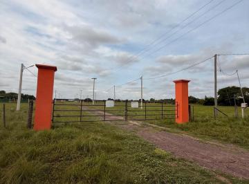 Terreno · Terrenolote en Venta – Barrio Cerrado La Bárbara (Puerto Tirol)