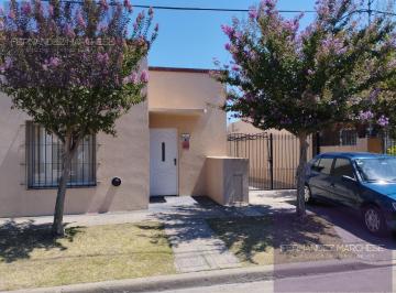 Casa · 300m² · 4 Ambientes · 1 Cochera · Casa en San Bernardo (Lujan)