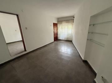 Casa · 63m² · 4 Ambientes · Casa en Venta en El Centro de Unquillo