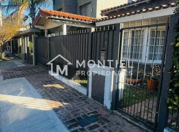 Casa · 160m² · 4 Ambientes · Casa Chalet en Venta en Ciudad Jardin, Tres de Febrero, G. B. a. Zona Oeste