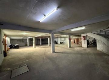 Garage · 12m² · Oportunidad - Cochera en Barrio Echesortu - Alsina 1041