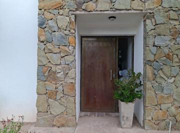 Casa de 5 ambientes, Luján de Cuyo · Casa en Venta en Lar de Drummond