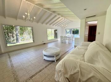 Casa · 130m² · 4 Ambientes · 4 Cocheras · Alquiler y Venta - Casa en Una Planta - Highland Park Country Club, Manuel Alberti