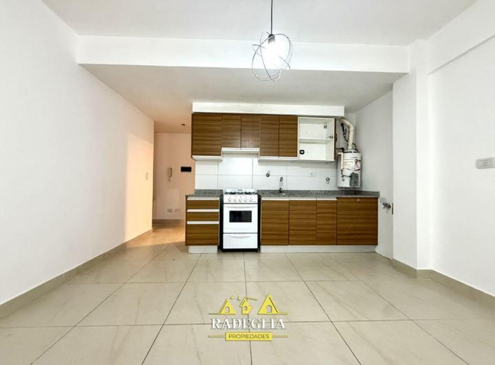 Alquiler de Departamento de 1 Ambiente en Parque Patricios, Capital Federal