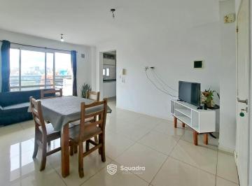 Departamento · 37m² · 2 Ambientes · Venta | Permuta - Departamento de 1 Dormitorio con Balcón Al Frente - Barrio Echesortu, Rosario.