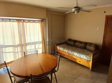 Departamento · 38m² · 2 Ambientes · 1 Cochera · Alquileres Anuales "Complejo Luna de Mar" - Av 2 E/108 y 109 - Villa Gesell
