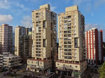 Departamento · 60m² · 3 Ambientes · 1 Cochera · Venta Departamento de 3 Ambientes Pinamar Centro